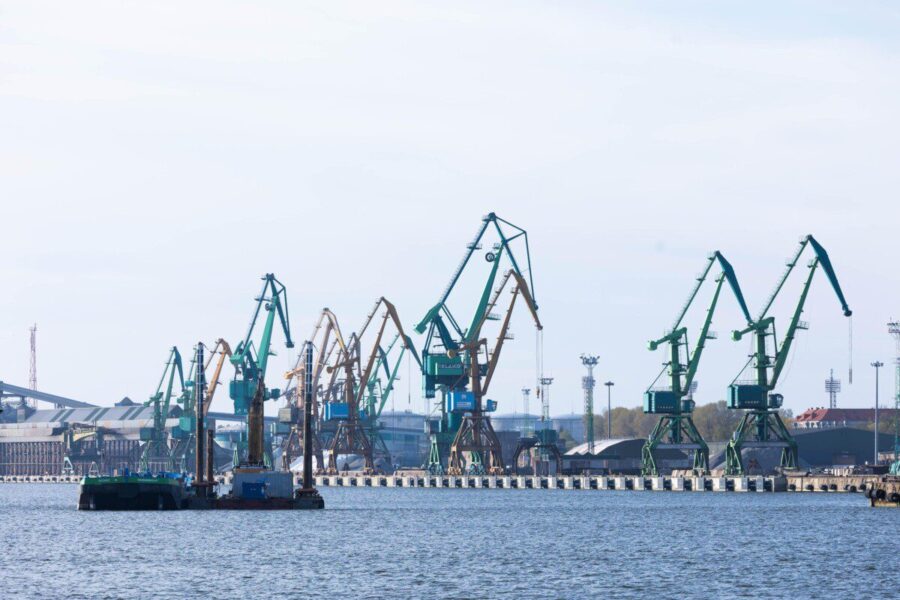 Klaipėdos uosto plėtra: milijardinė investicija ir raginimas neleisti pelnui iškeliauti į biudžetą