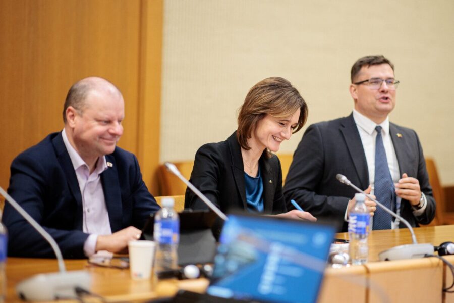 Saulius Skvernelis, Viktorija Čmilytė-Nielsen, Laurynas Kasčiūnas. ELTA / Josvydas Elinskas nuotr.