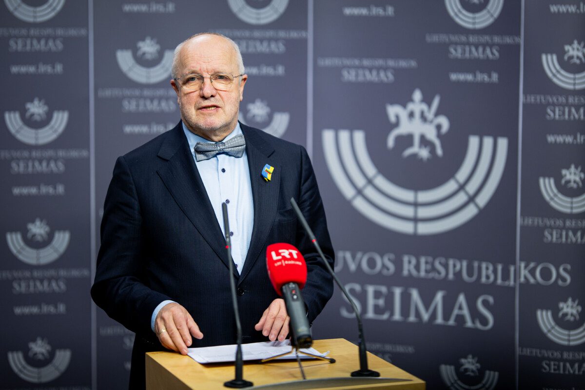 Baudos platformoms ir amžiaus patikra: ar Lietuva seks griežčiausiu keliu?