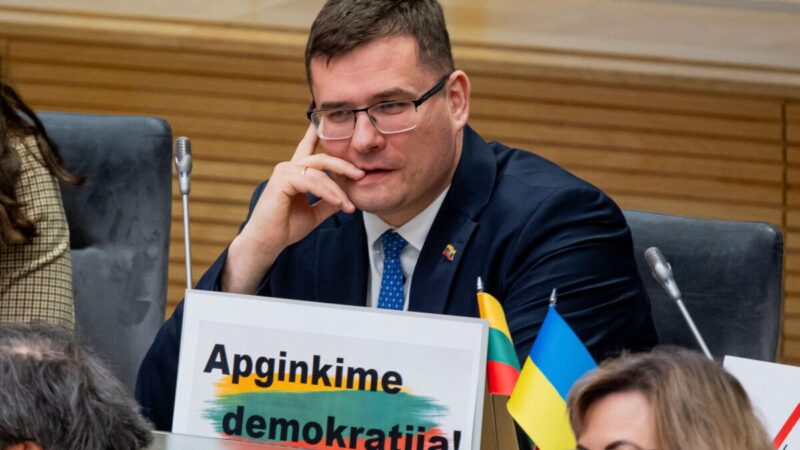 Kantrybės taurė išseko: opozicinės frakcijos pradeda derinti nepasitikėjimo Oleku projektą