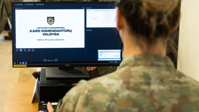 Suklusti turėtų daugelis lietuvių: šauktinių sąrašas paskelbtas, bet taisyklės keičiasi