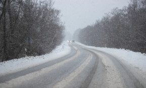 Sniegas vakarų Lietuvoje. ELTA / Orestas Gurevičius nuotr.