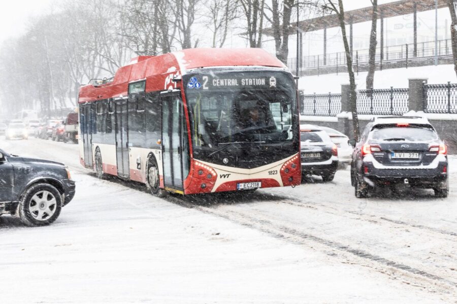 Vilniuje tęsiasi stiprus snygis. ELTA / Dainius Labutis