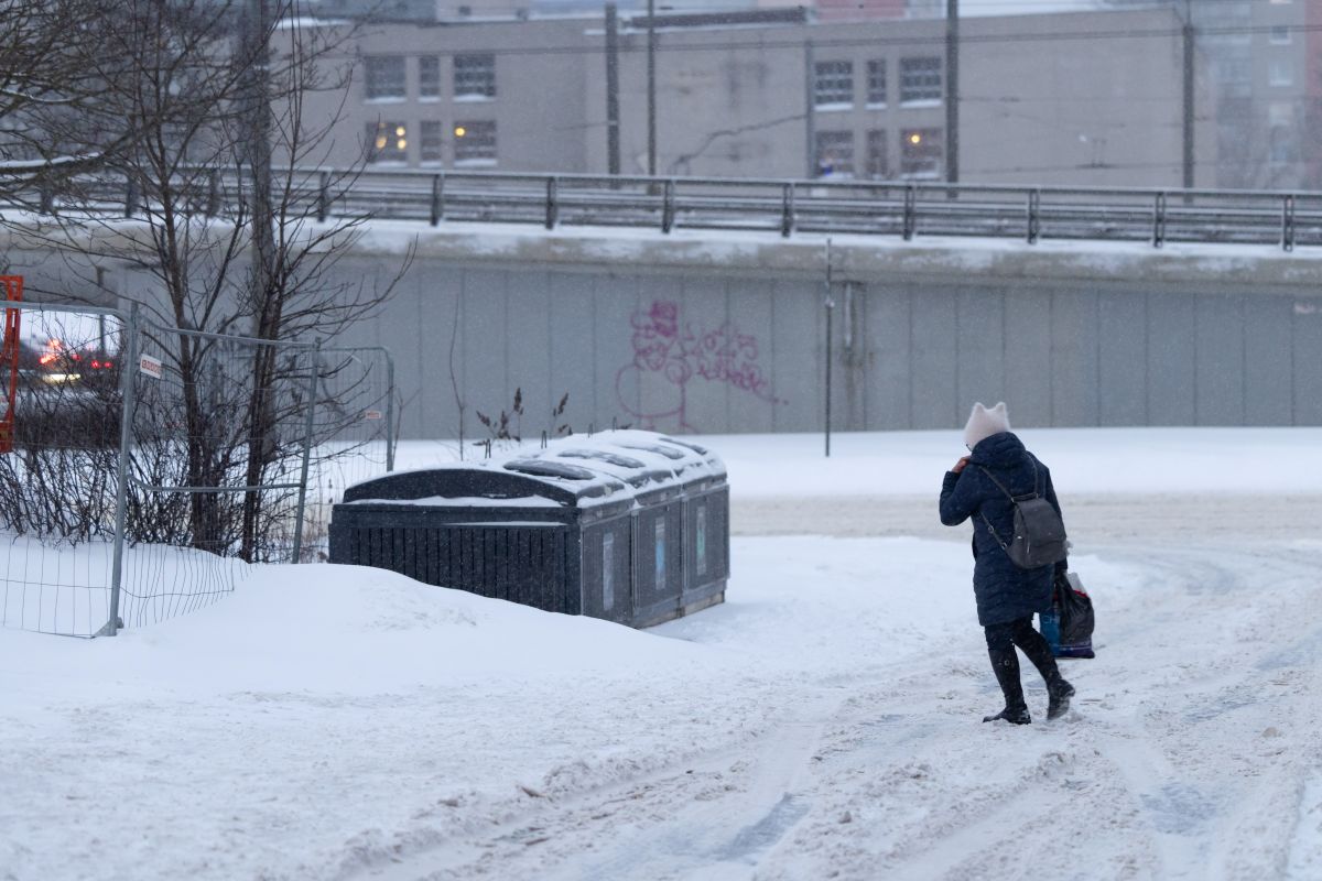 Artėjant stipriam šalčiui įspėjama apie rimtą riziką: kas gali nutikti daugiabučiuose