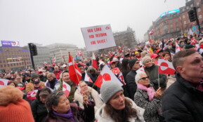 Danijoje į protestą prieš Trumpą dėl Grenlandijos susirinko tūkstančiai žmonių. EPA-ELTA nuotr.