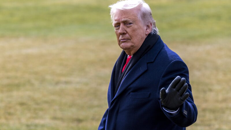 Trumpas teigia, kad Europa per daug nesipriešins jo užmojams dėl Grenlandijos