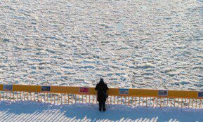 Užšalusi Neries upė Vilniuje. ELTA / Žygimantas Gedvila nuotr.