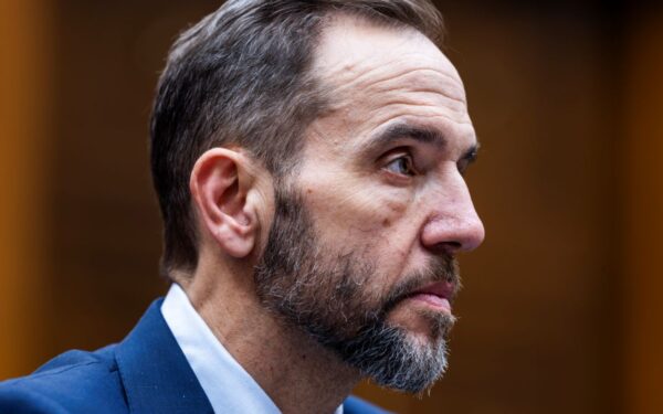 „Nusikalstama schema“ dėl rinkimų rezultatų: buvęs patarėjas meta rimtus kaltinimus Trumpui