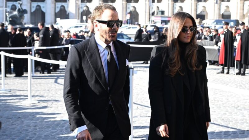 Roma atsisveikina su mados legenda: pagerbti susirinko pasaulio žvaigždės