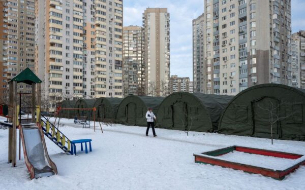 Trumpas paskelbė netikėtą žinią: Putinas sutiko savaitei stabdyti smūgius