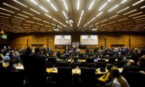 Dvylika šalių įspėjo apie branduolinės avarijos pavojų Ukrainoje. EPA/ALEX HALADA