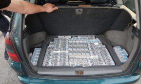 Kontrabandinės cigaretės. VSAT nuotr.
