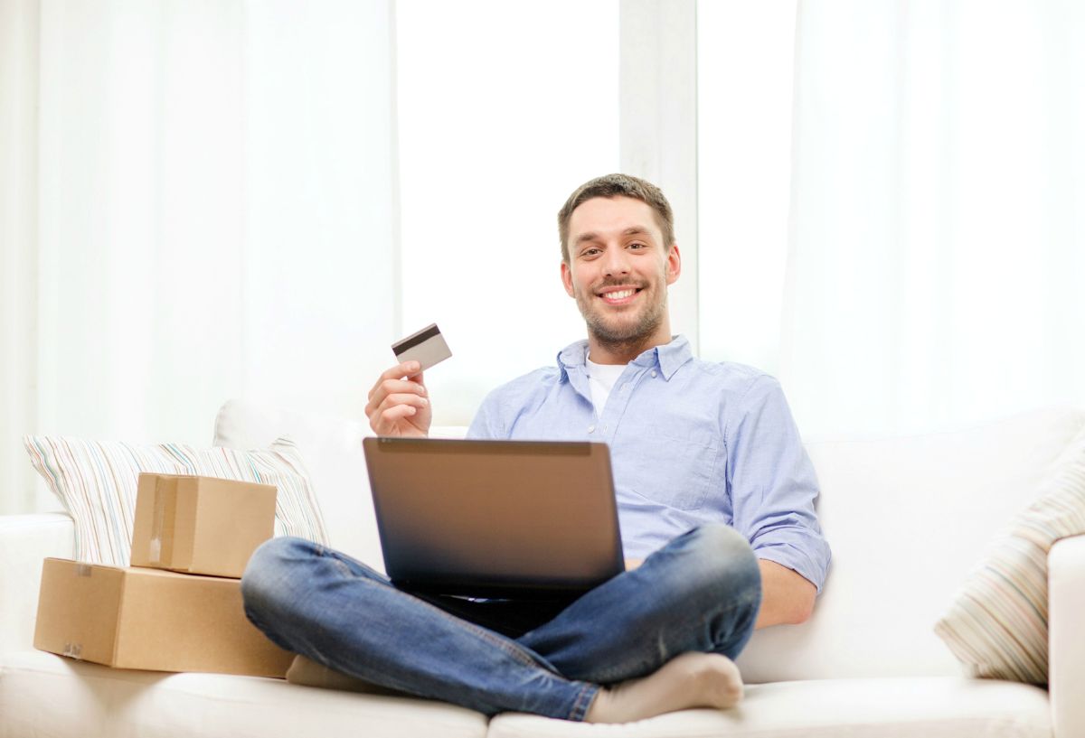 Paaiškėjo, kurios Lietuvos elektroninės prekybos svetainės pernai buvo lankomiausios