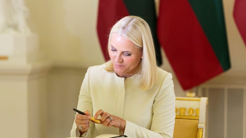 Epsteino skandalo dokumentuose netikėtas vardas iš Norvegijos karališkosios šeimos