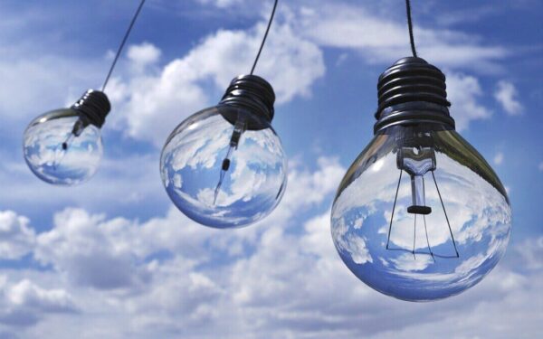 Strateginis žingsnis energetikos nepriklausomybės link: Akmenės LEZ startavo 29,5 MW parkas