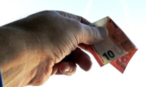 give, take euro, 10 euro, euro note, money, seem, euro, offer, give, give, give, 10 euro, 10 euro, 10 euro, 10 euro, 10 euro, money, euro, euro, euro, offer