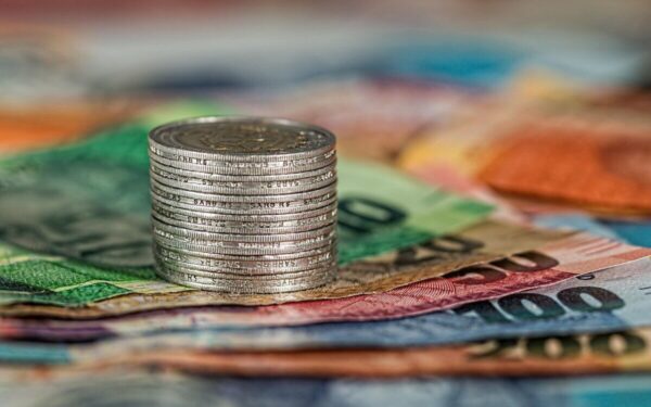 Maskva imasi teisinių veiksmų: Rusijos centrinis bankas bylinėjasi su ES dėl įšaldyto turto