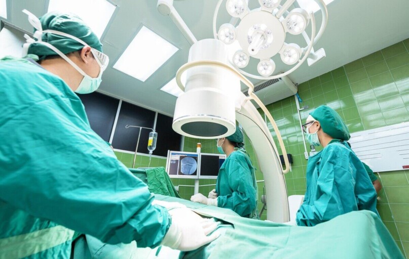 operation, operating room, surgery, operating table, hospital, healthcare, emergency room, doctor, surgeon, hospital workers, operation, surgery, surgery, surgery, hospital, hospital, hospital, hospital, hospital, healthcare, healthcare, doctor, doctor, doctor, doctor