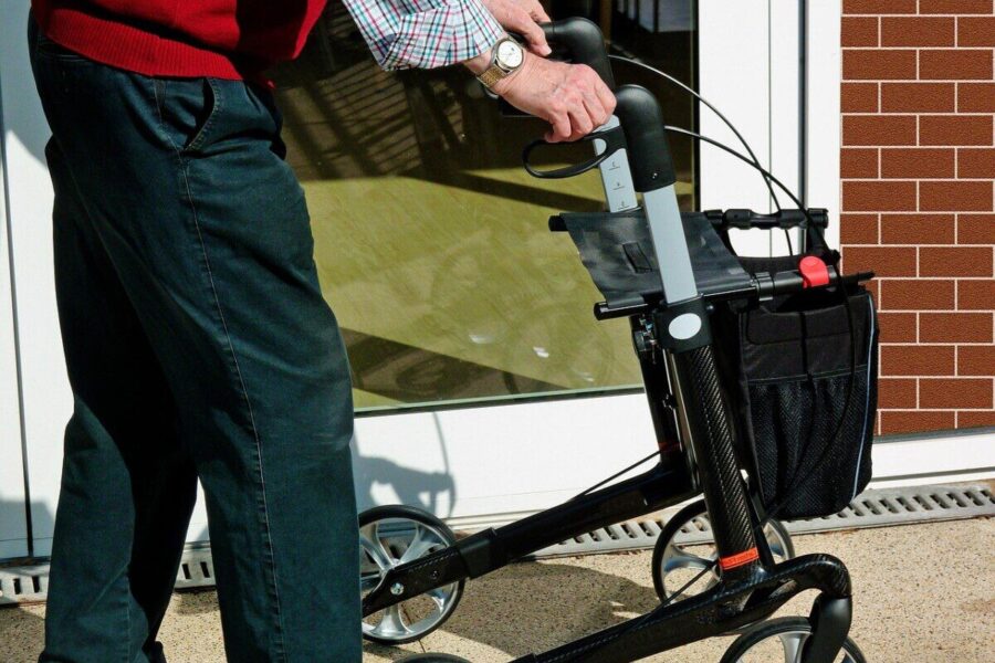 rollator, old, retirement home, retirement, walk, ill, slow, pension, maintenance, care insurance, pensioners, seniors, old people's home, rollator, rollator, rollator, rollator, rollator, retirement home, retirement