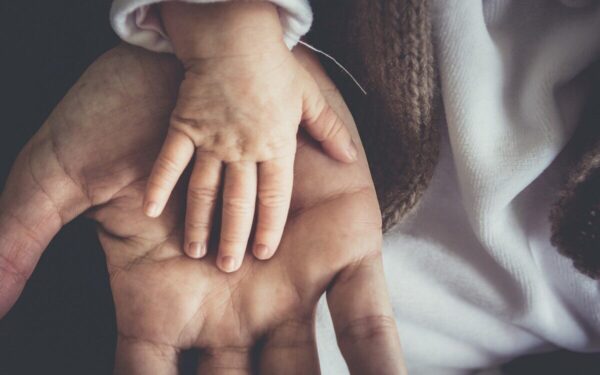 Psichologė įspėja visą žmoniją: socialiniai tinklai daro tai, apie ką tėvai net nesusimąsto