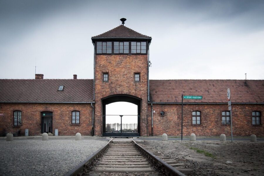 auschwitz, war camp, ww2, prison, war, camp, concentration, history, memorial, holocaust, wire, germany, jewish, poland, barbed, nazism, world, europe, fence, museum, birkenau, genocide, danger, jew