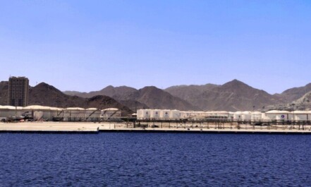 oil industry, mountain, oil farm, tanker, nature, sea, industry, port, transport, mountains, water, sky, oil tanks, fuel oil, enoc, summer, sun, landscape, jetty, petrol, blue farm, blue industry