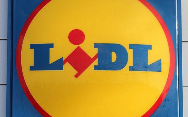 Pirmoji „Lidl“ Raseiniuose atidaryta: kviečia dirbti ir gauti 600 eurų priedą