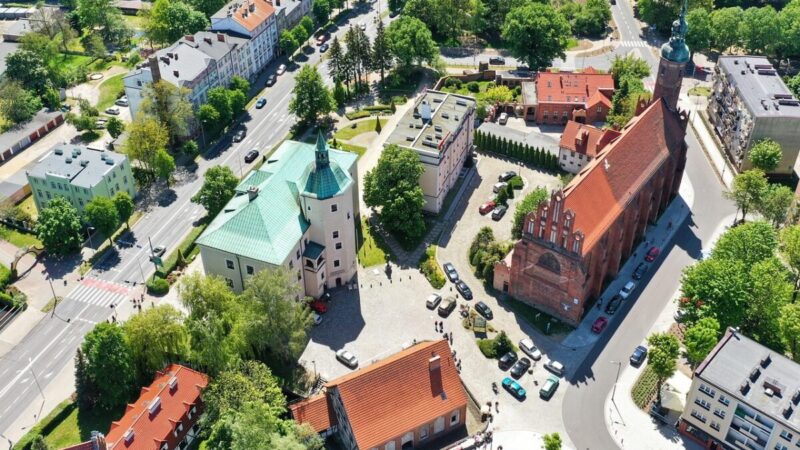 Netikėtas radinys Słupske: archeologai aptiko beveik nepažeistą kavos skrudinimo įrenginį