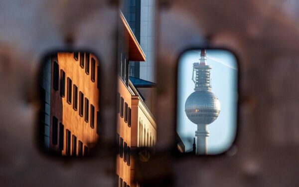 Peticija prieš galimą kišimąsi: Čekijos visuomeninio transliuotojo bendruomenė kyla į kovą