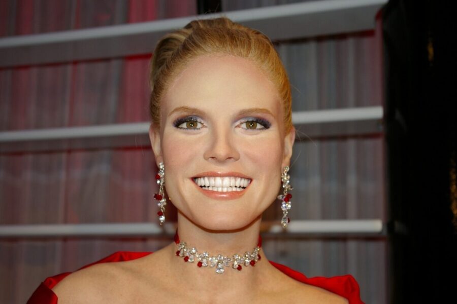 Heidi Klum stiliaus paslaptys: pavyzdys, kaip sukurti rafinuotą ir moterišką įvaizdį