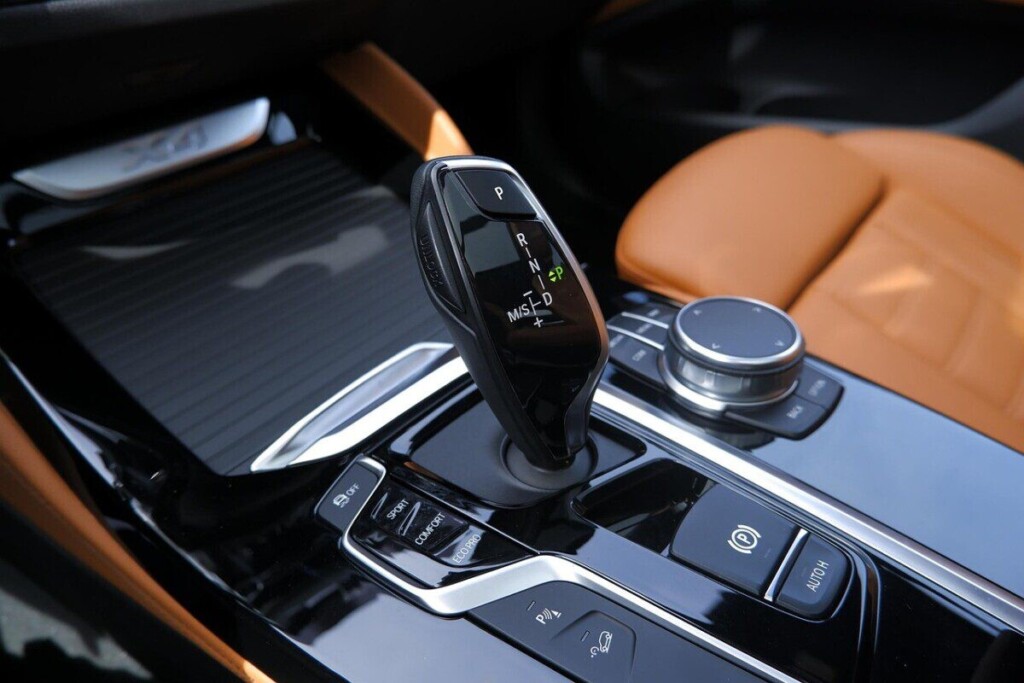 bmw, car, car interior, luxury, luxury car, auto, suv, hatchback, shifter, gear shifter, manual, car wallpapers, manual transmission, manual car, new car, vehicle, new