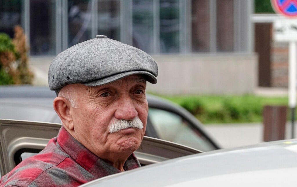 car, driver, man, taxi, car wallpapers, old, mustache, hat