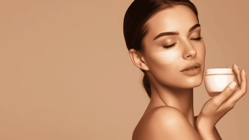 Grožio industrijos paslaptis atskleista, brangūs kremai gali būti tušti pažadai