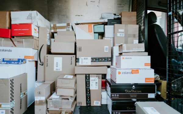 „Zalando“ ir „Temu“ sulaukė milijoninės baudos už fiktyvias nuolaidas Lenkijoje