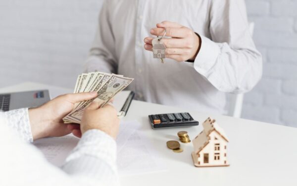 Signalas jaunoms šeimoms: valstybė svarsto platesnes finansines paskatas būstui įsigyti