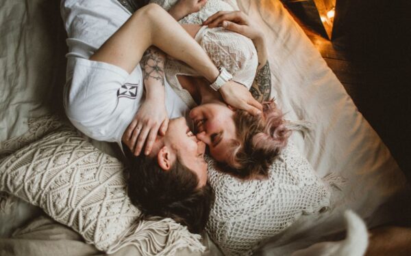 Santykių klaidos 2026 metais: psichologas atskleidė, kas tyliai griauna poras