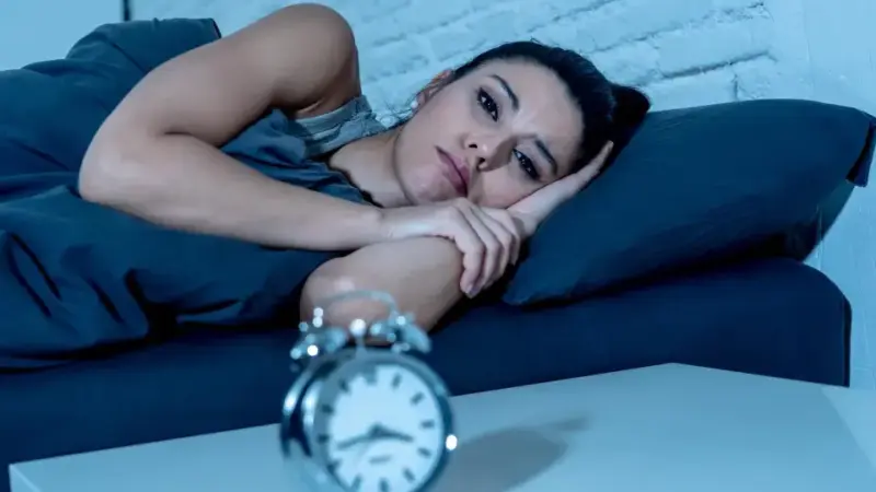 Sunku užmigti ir ryte jaučiamas nuovargis? Šis gėrimas gali pakeisti miegą iš esmės