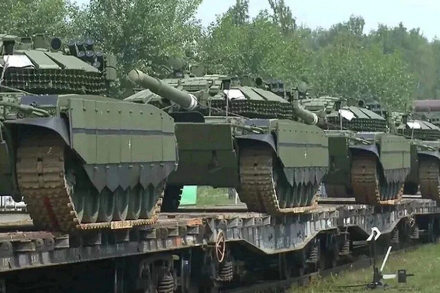 Ukraina siunčia kritinį įspėjimą: Lukašenkos ginklai be perstojo plūsta į Rusiją