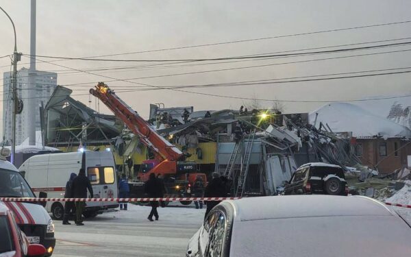 Sibire sugriuvo prekybos centro stogas: veikė neteisėtai, tragedija pareikalavo ir aukų