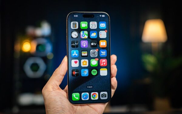 Paskelbti populiariausi 2025 metų išmanieji telefonai, kai kurie modeliai nustebins