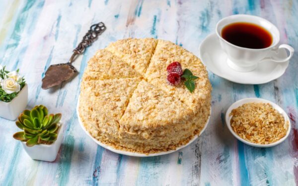 Napoleono tortas vos per 15 minučių: itin paprastas receptas saldžiam savaitgalio vakarui