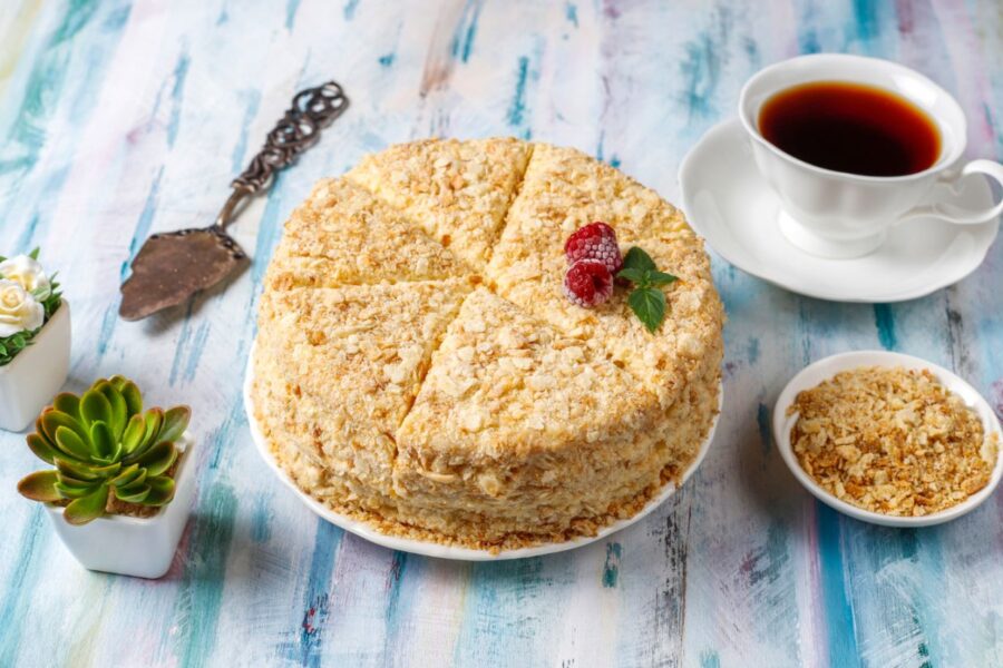 Napoleono tortas vos per 15 minučių: itin paprastas receptas saldžiam savaitgalio vakarui