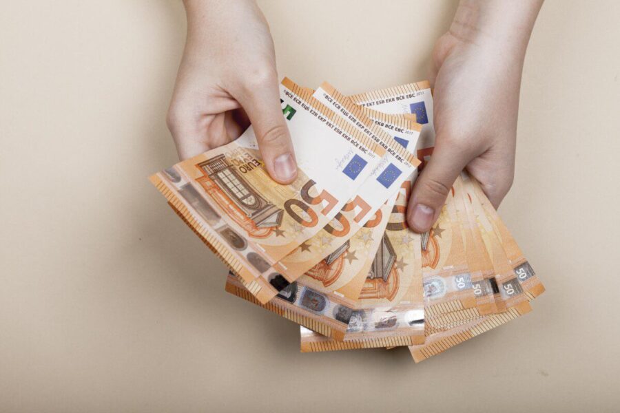 Kultūros palaikymo kartelė keliama aukštyn: savivaldybės raginamos didinti atlyginimus