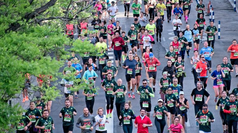 Kodėl Kinijos maratone draudžiama rūkyti? Du dalyviai netgi sulaukė griežtos bausmės