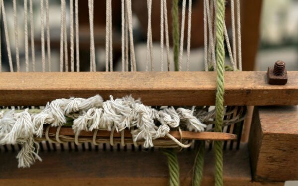 Karo šešėlis vis dar gyvas: per Antrąjį pasaulinį karą pavogta relikvija grąžinama