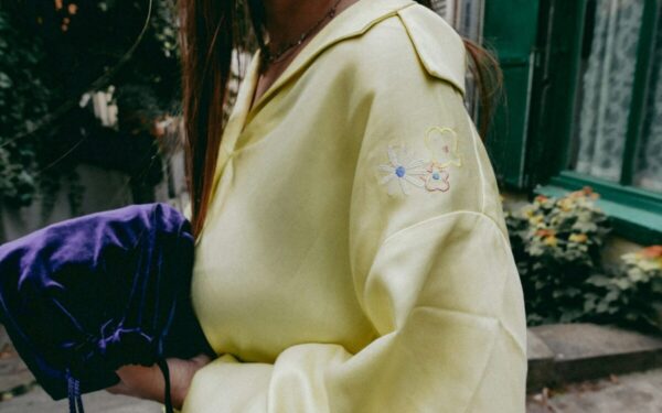 Prabangus atspalvis: vienas stiliaus sprendimas, kuris pakeis visą įvaizdį per Velykas