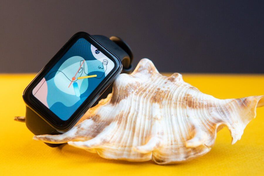 „Xiaomi“ plečia įrenginių ekosistemą: „Watch 5“ startas jau čia, aiškėja kaina ir kitos svarbios detalės