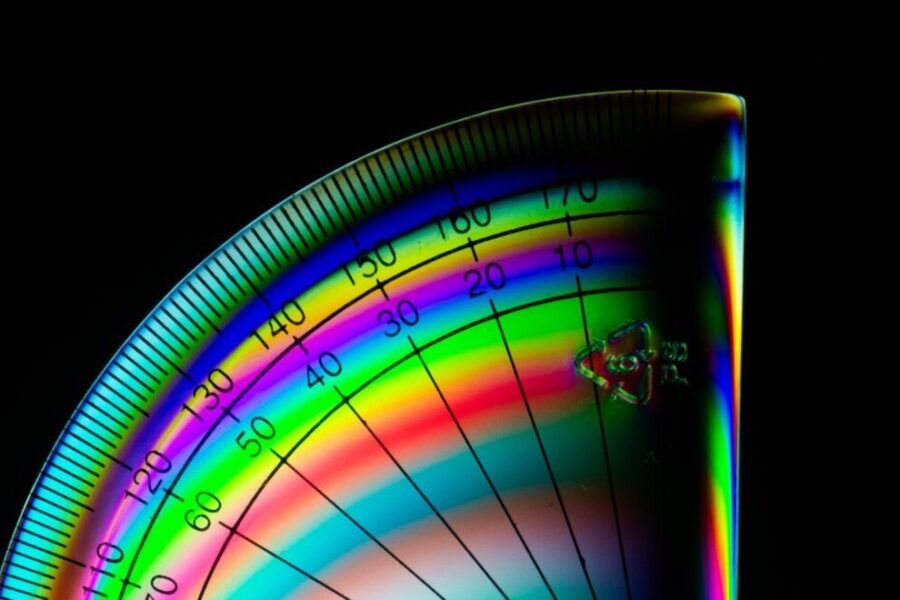 Naujas eksperimentas kelia rimtų klausimų: šviesoje aptiktas reiškinys, viršijantis ribas