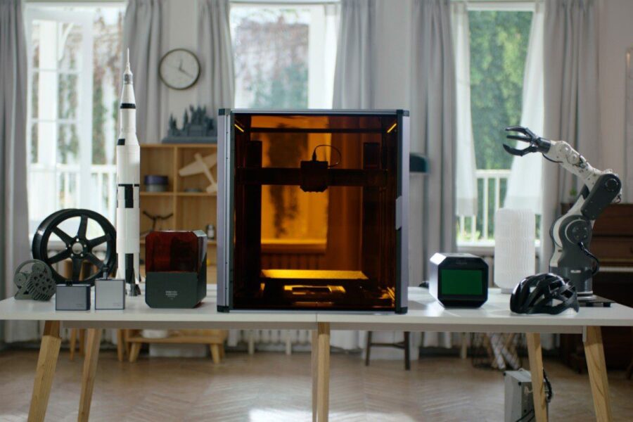 „Samsung“ investuoja į ateities gamyklas: dirbtinis intelektas planuos ir vykdys gamybos užduotis