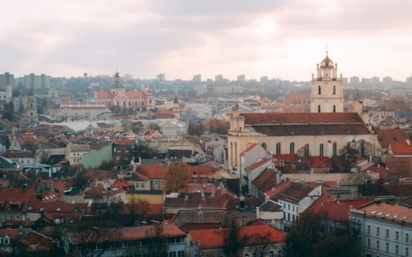 Gerovės jausmas šiandien, kaina rytoj: Vidmanto Janulevičiaus perspėjimas